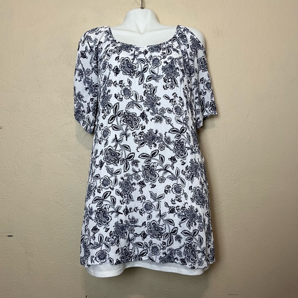 Cato women white/navy‎ blue floral dress size largue